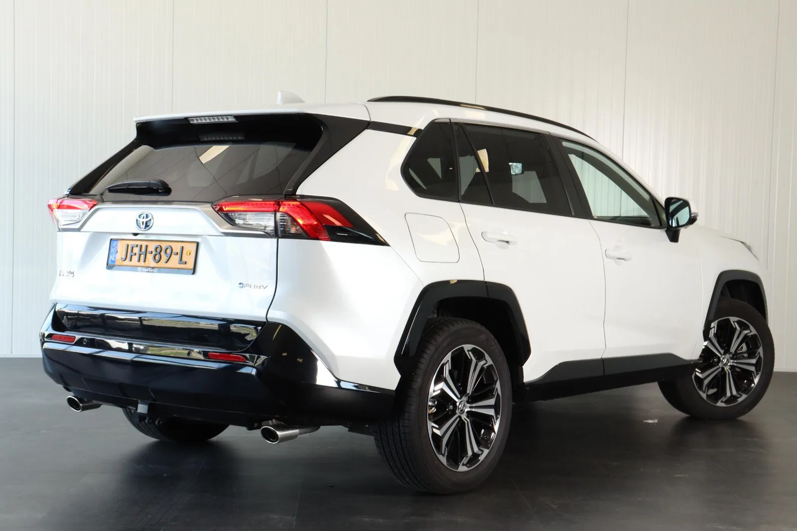 Toyota RAV4 (2025) — foto 1