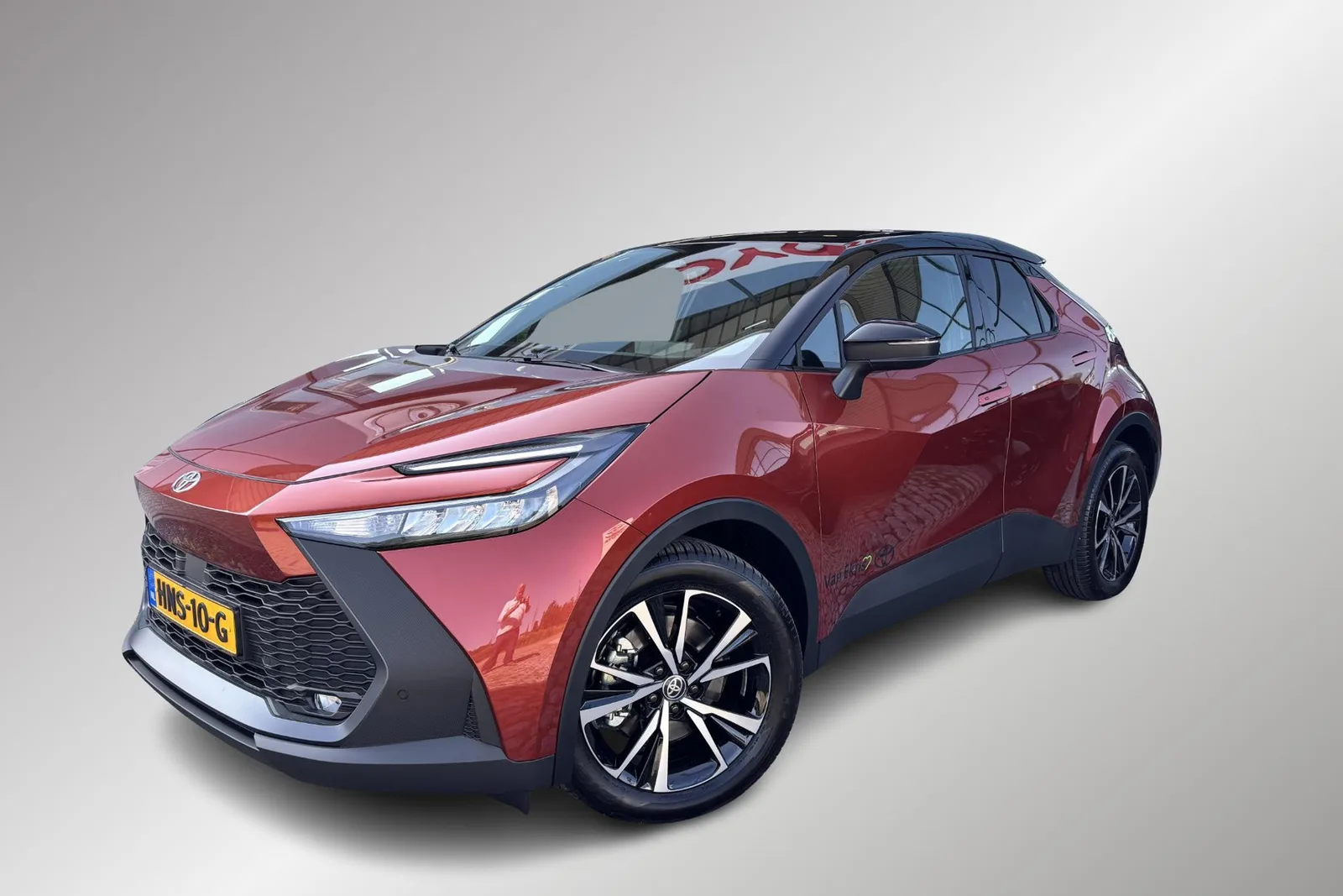 Toyota C-HR (2025) — foto 1