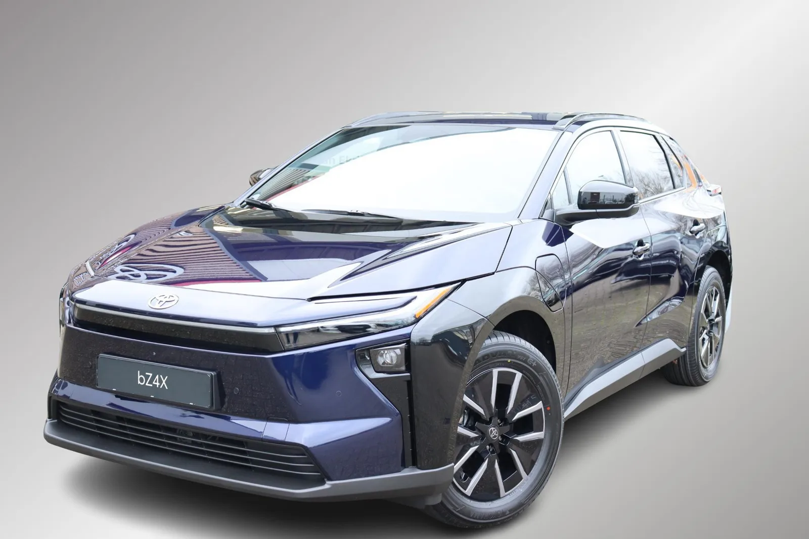 Toyota bZ4X (2026) — foto 1
