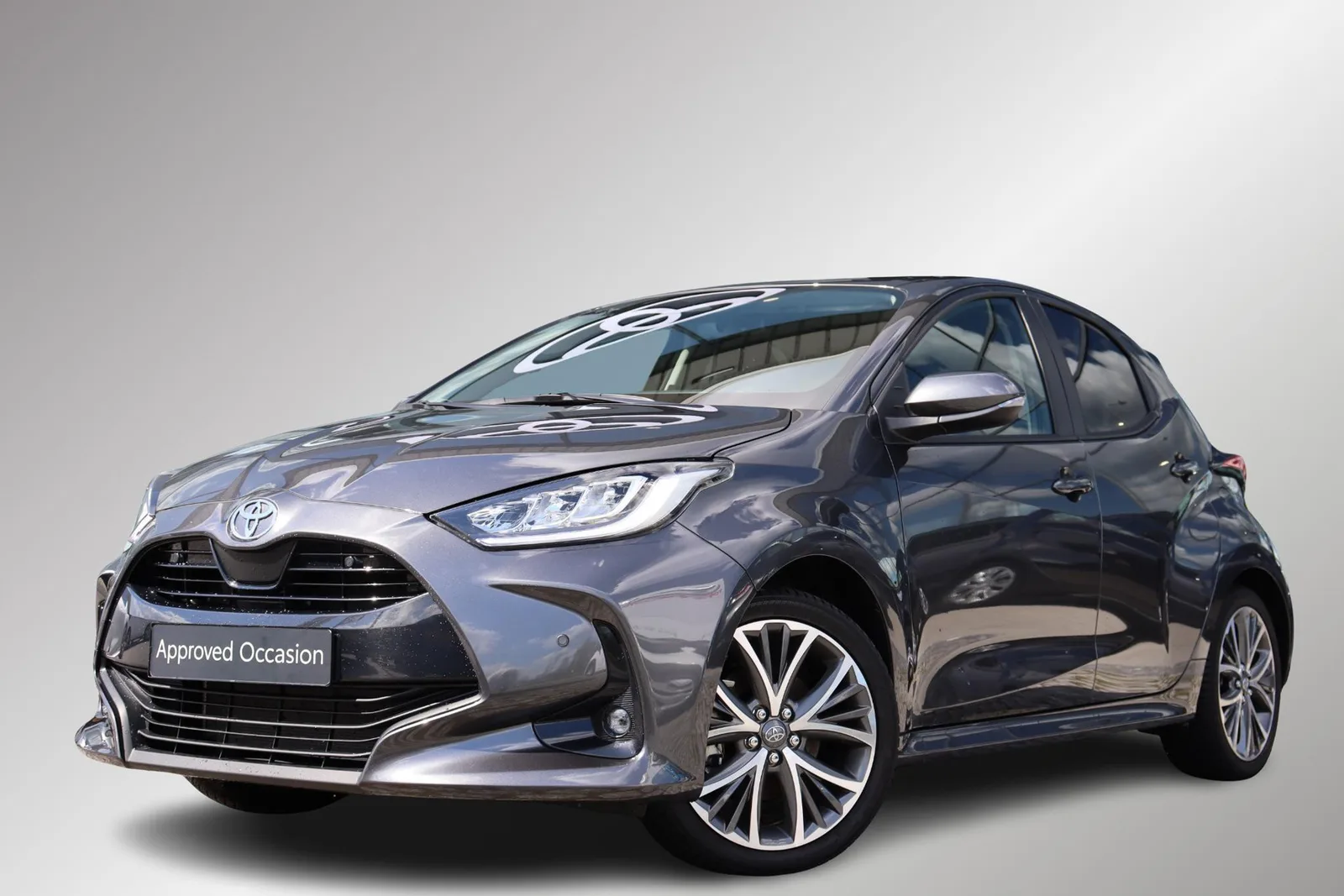 Toyota Yaris (2025) — foto 1