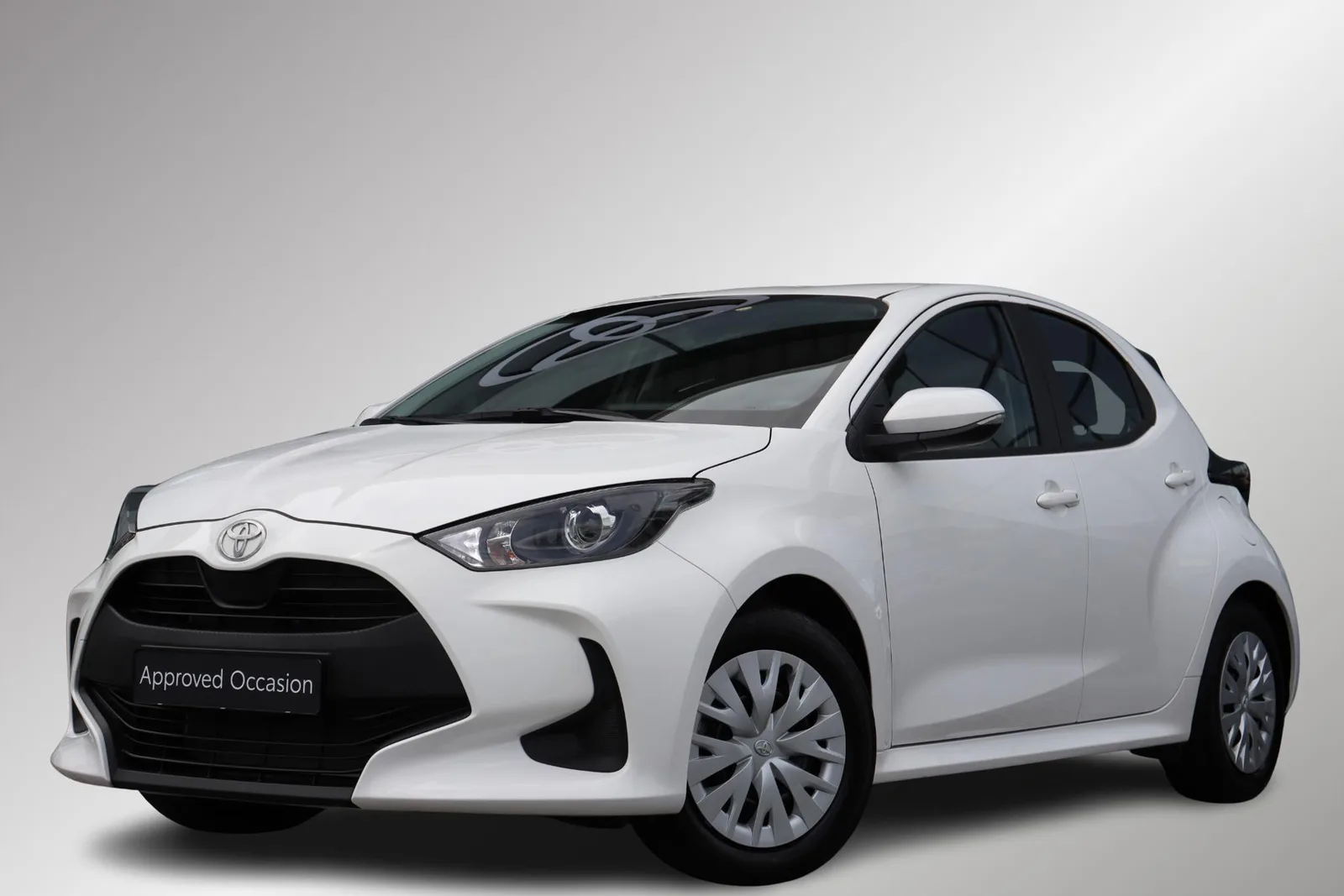 Toyota Yaris (2025) — foto 1