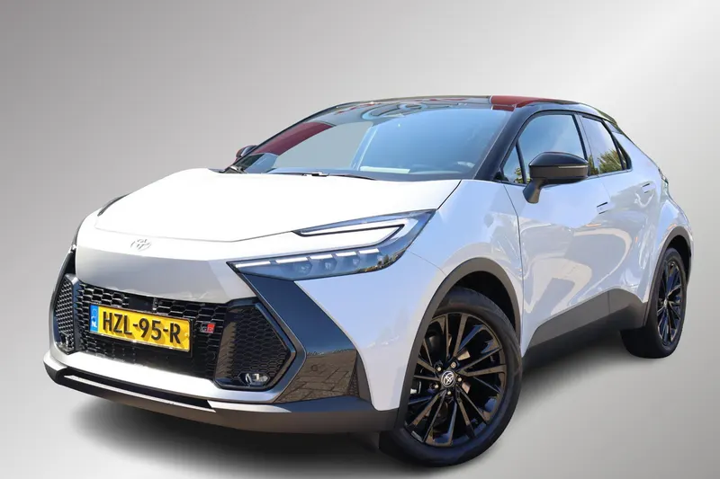 Toyota C-HR (2025)