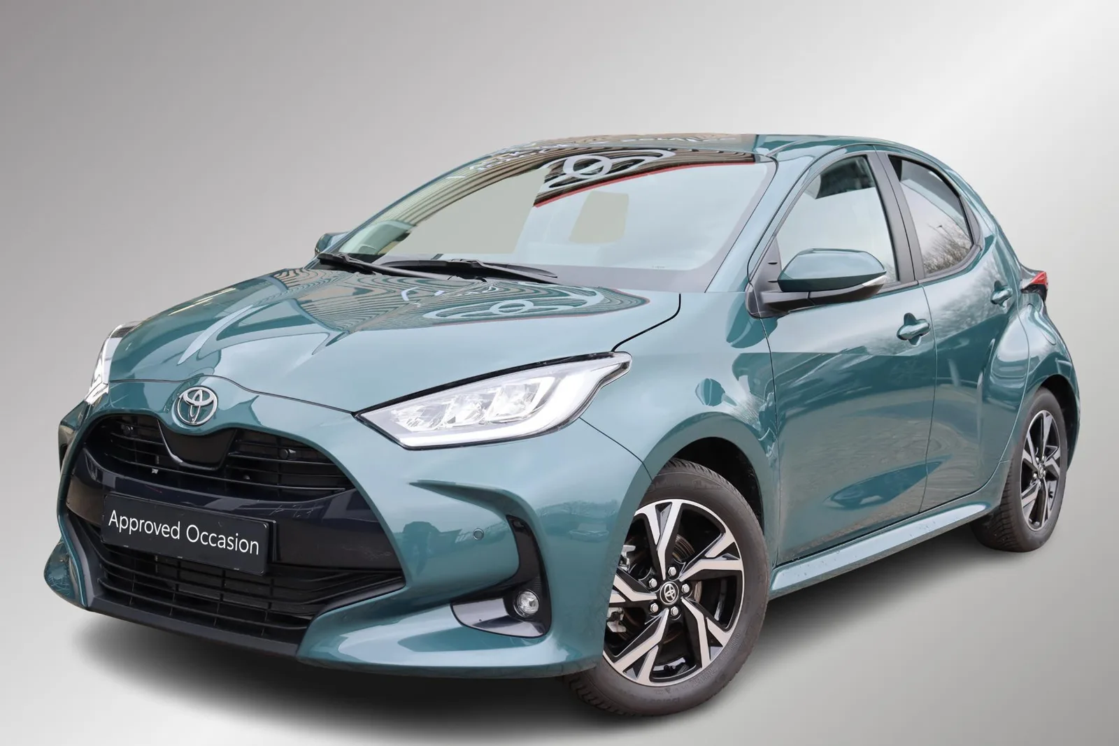Toyota Yaris (2025) — foto 1