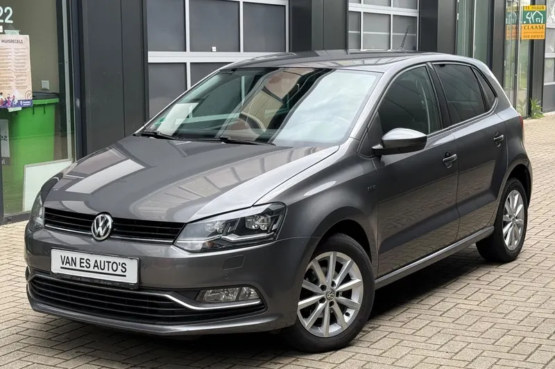 Volkswagen Polo (2015)