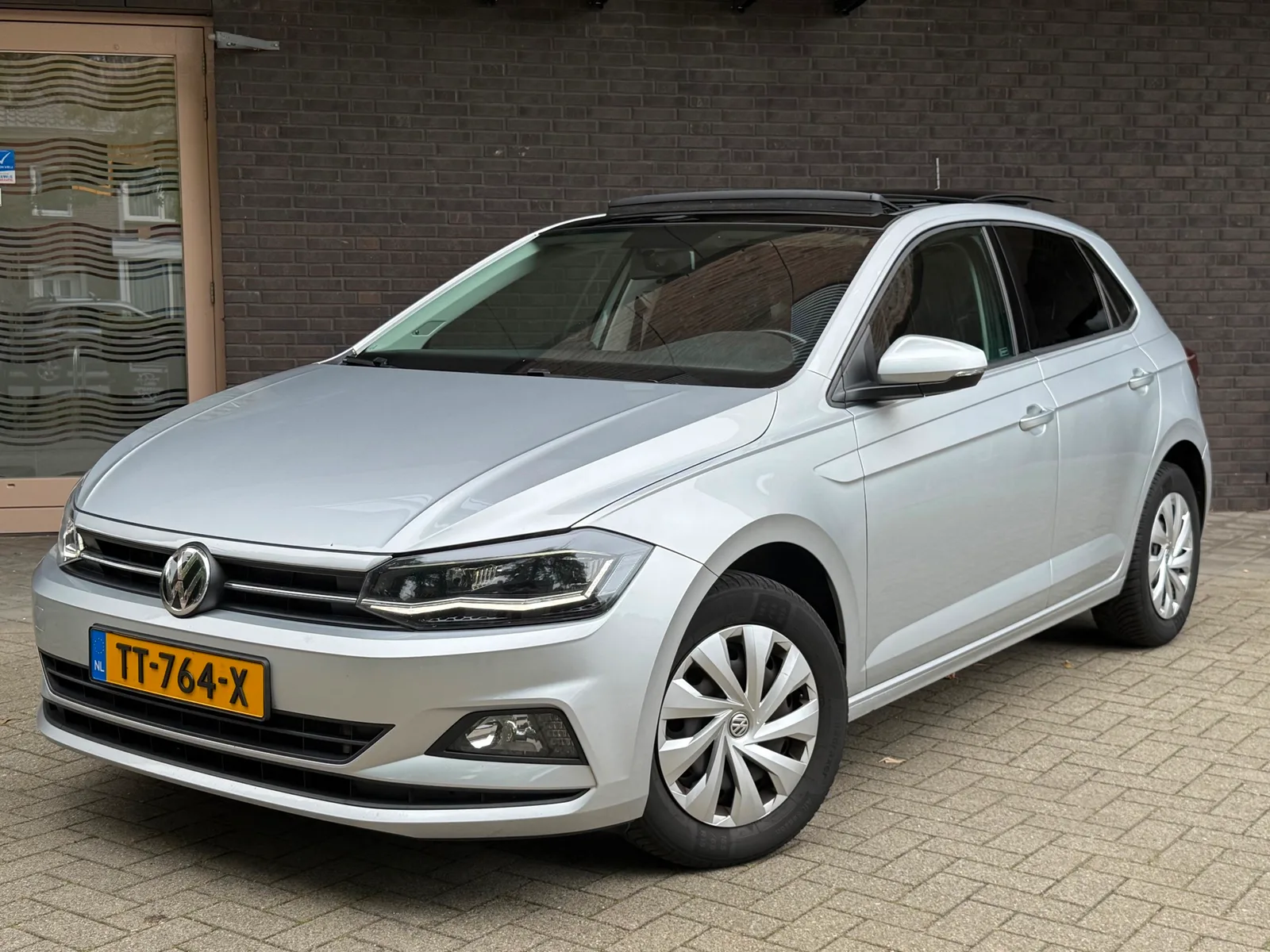 Volkswagen Polo (2018) — foto 1