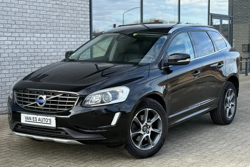 Volvo XC60 (2015)