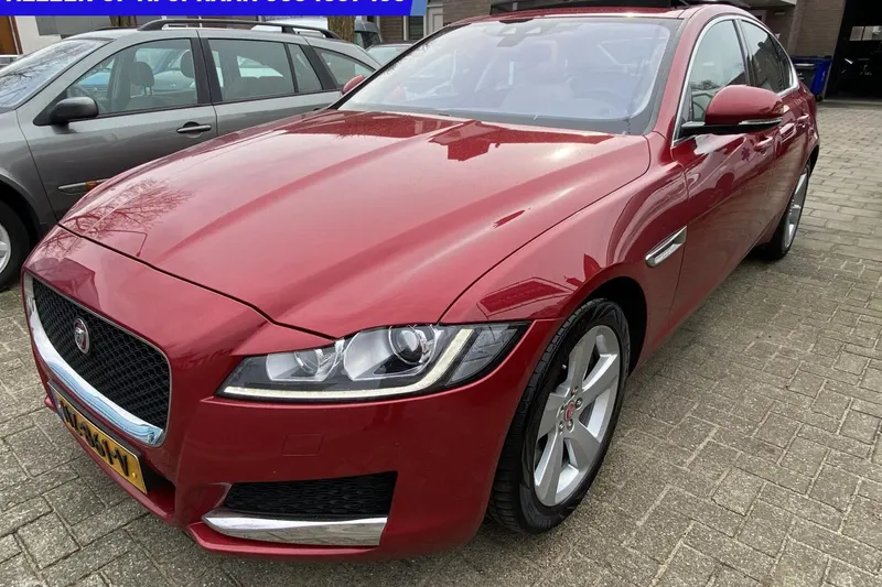 Jaguar XF (2017)