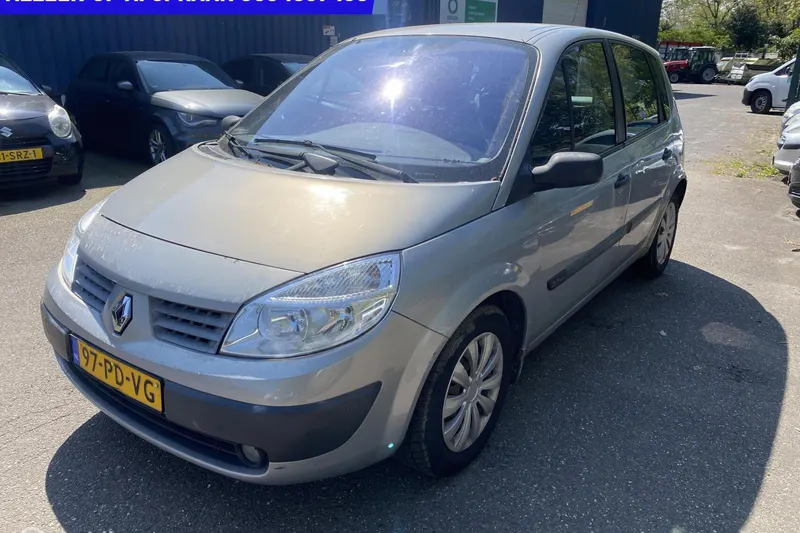 Renault Scénic (2004)