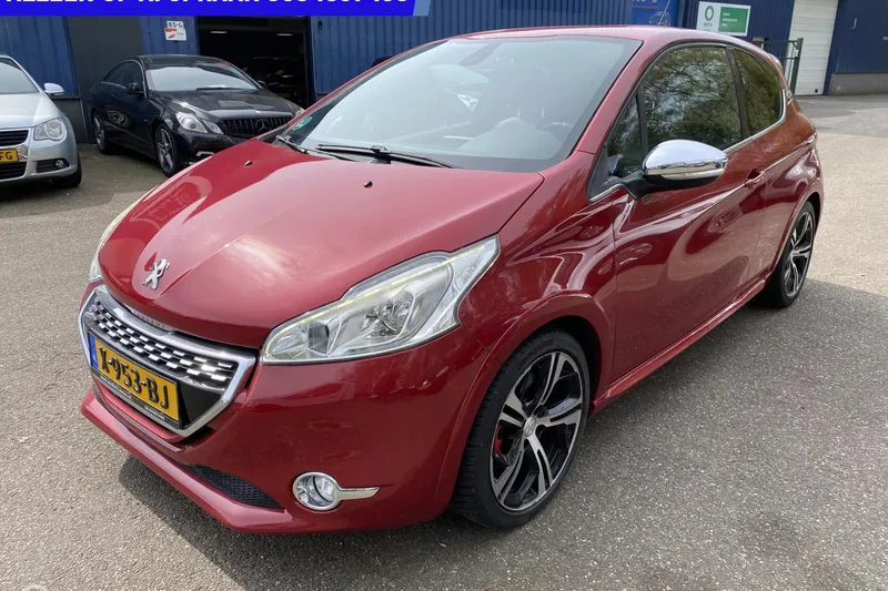 Peugeot 208 (2014)