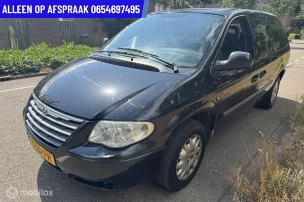 Chrysler Grand (2008) — foto 1