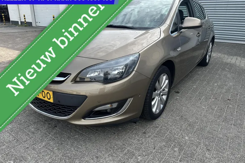 Opel Astra (2014)