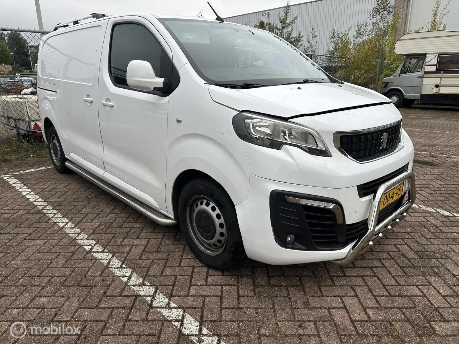 Peugeot Expert (2017) — foto 1