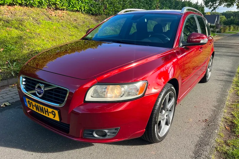 Volvo V50 (2010)