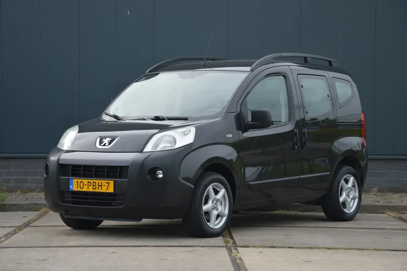 Peugeot Bipper Tepee (2011)