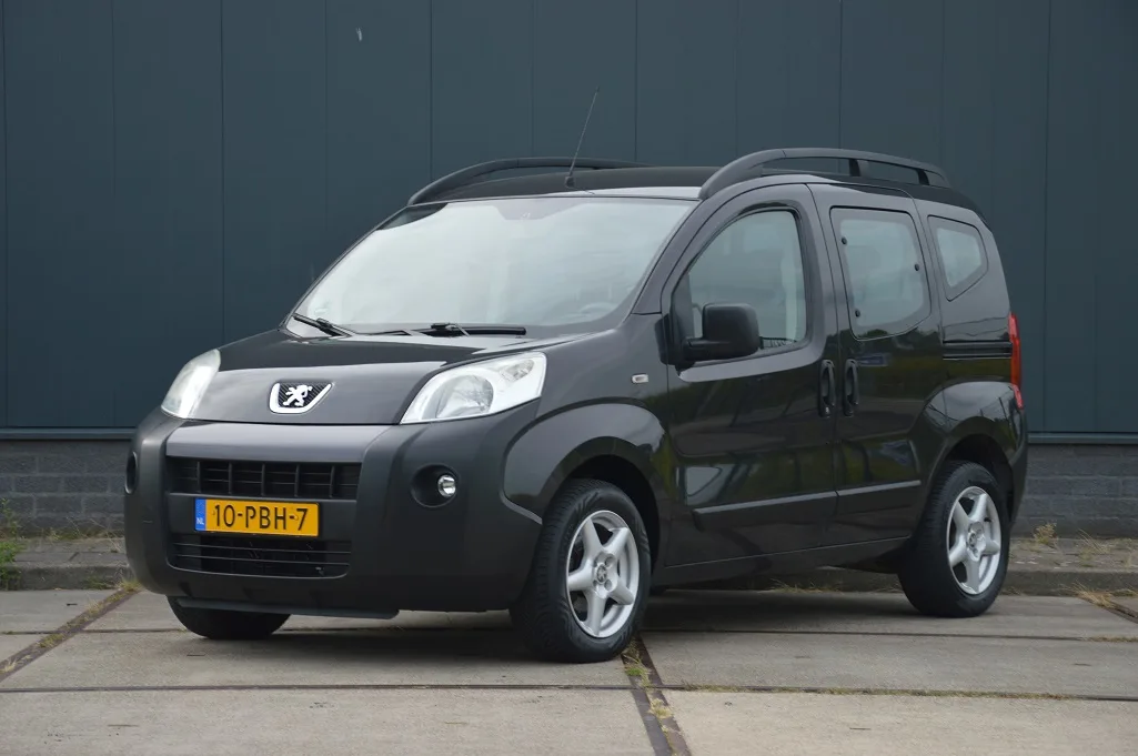 Peugeot Bipper Tepee (2011) — foto 1