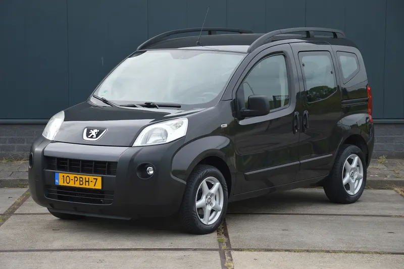 Peugeot Bipper (2011)