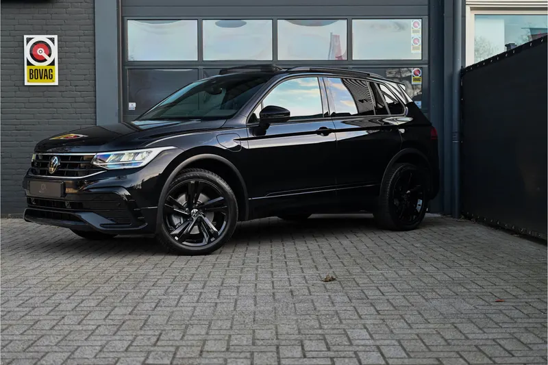 Volkswagen Tiguan (2023)