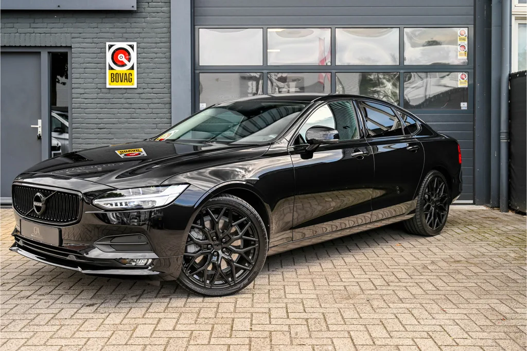 Volvo S90 (2018) — foto 1