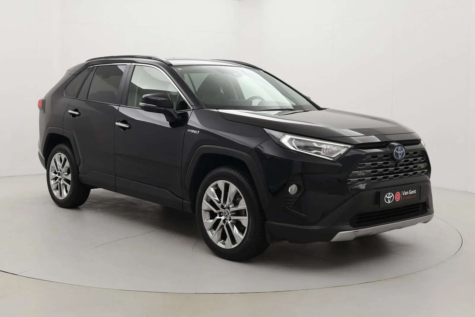 Toyota RAV4 (2020) — foto 1