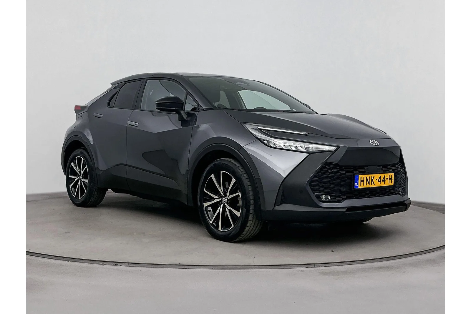 Toyota C-HR (2025) — foto 1