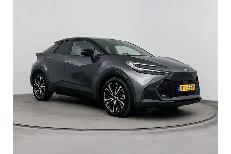 Toyota C-HR (2025)
