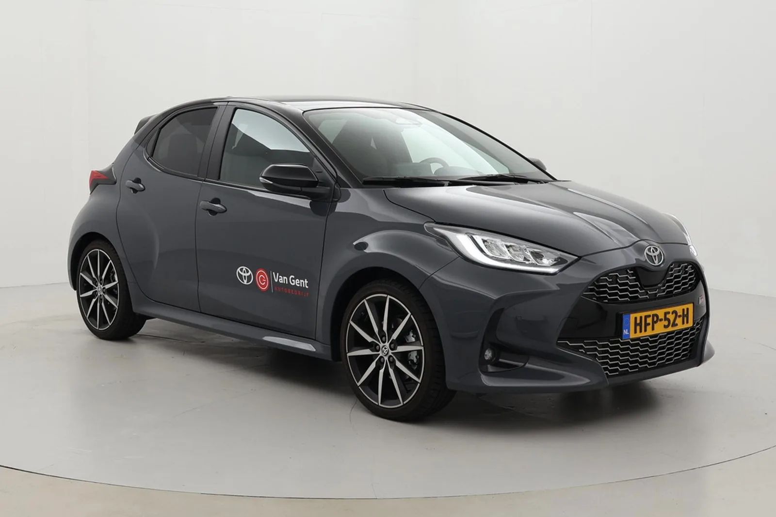 Toyota Yaris (2025) — foto 1