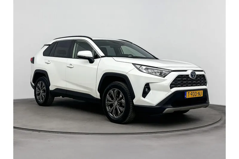 Toyota RAV4 (2023)