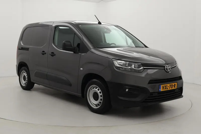 Toyota Proace (2023)