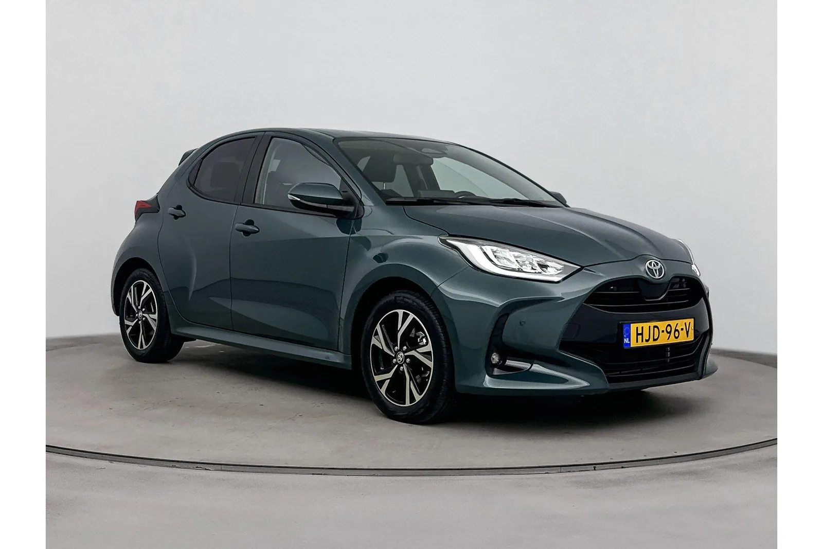 Toyota Yaris (2025) — foto 1