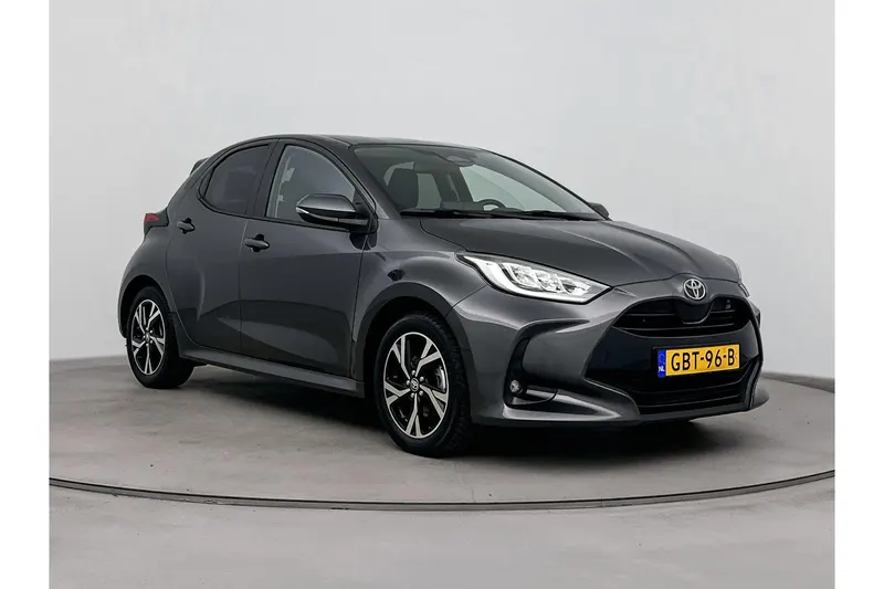 Toyota Yaris (2024)
