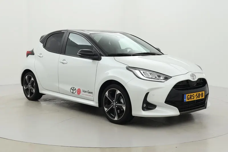 Toyota Yaris (2024)