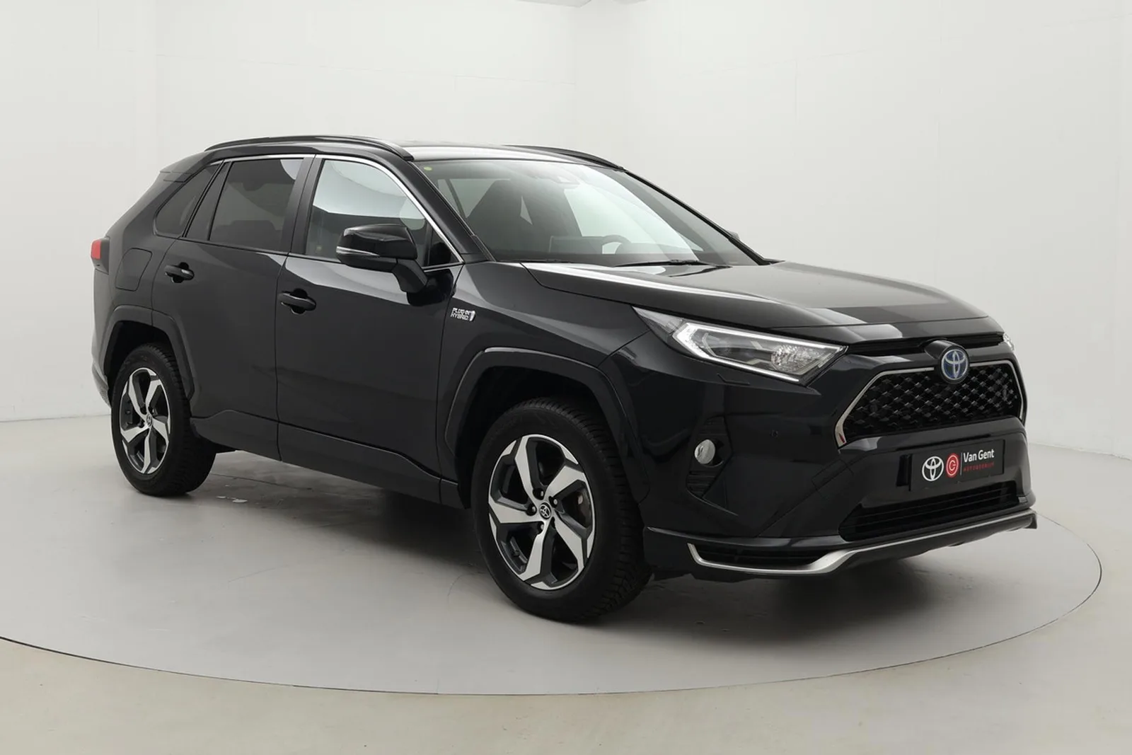 Toyota RAV4 (2022) — foto 1