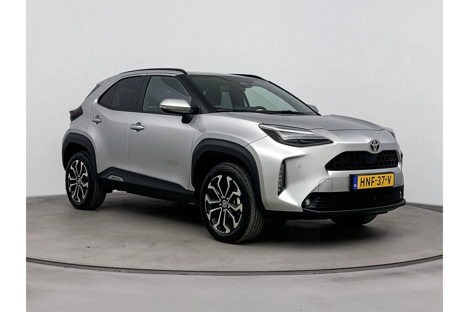 Toyota Yaris Cross (2025) — foto 1