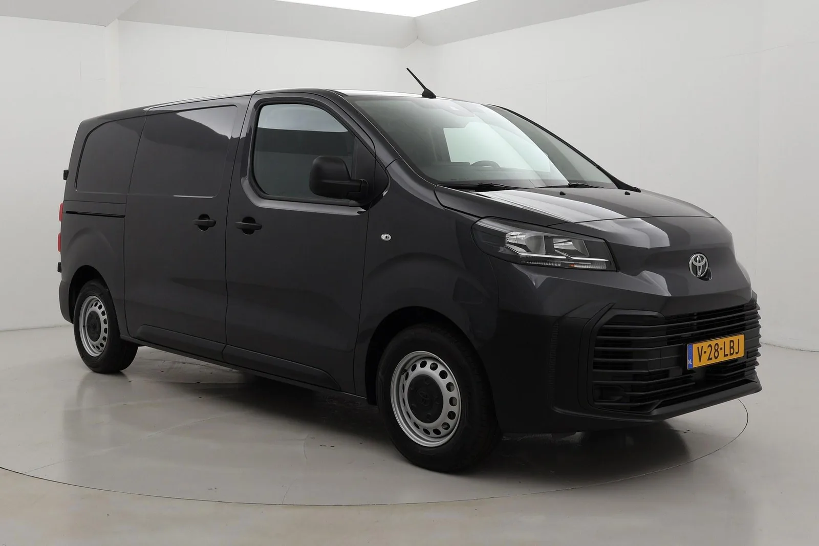 Toyota Proace (2024) — foto 1