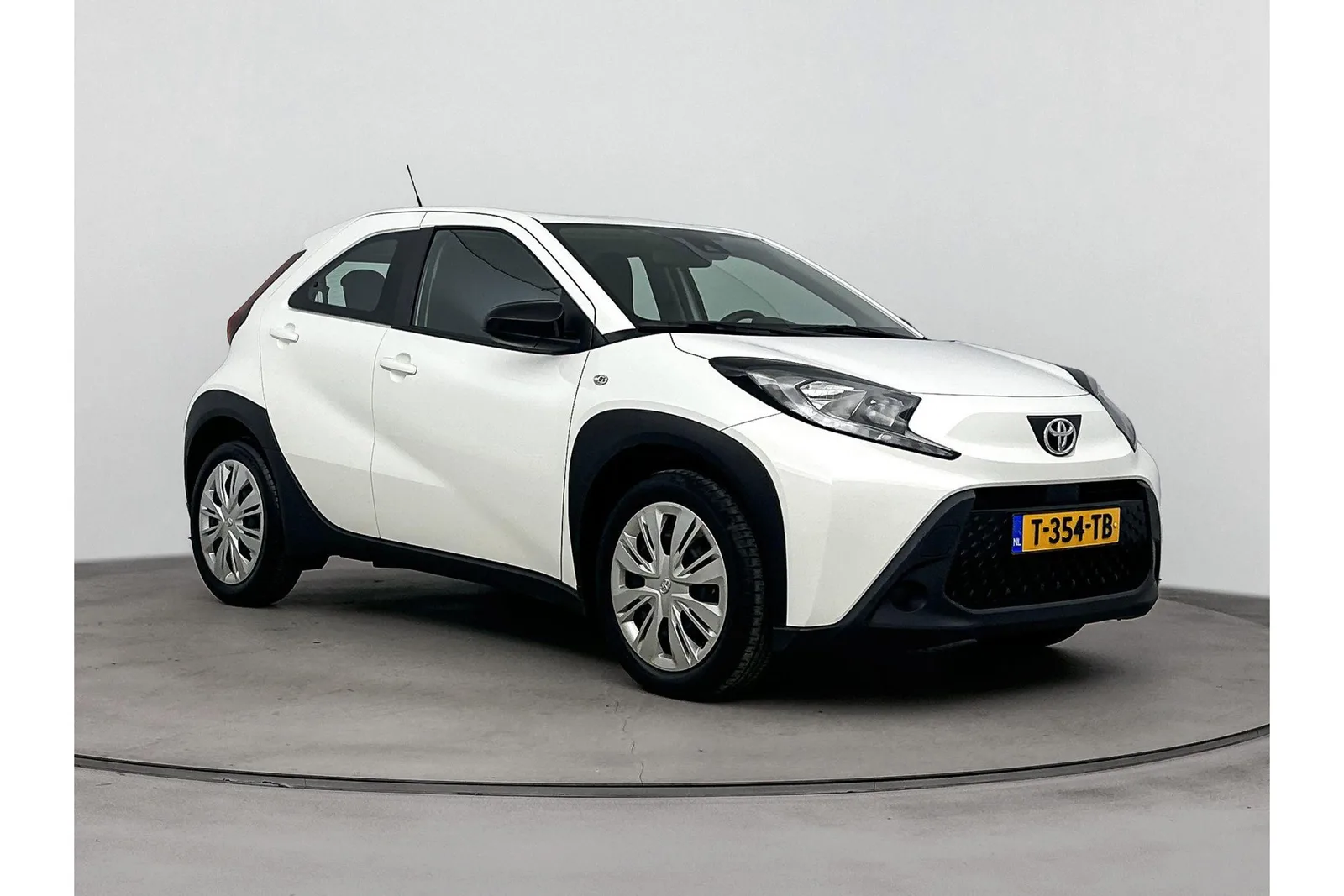 Toyota Aygo X (2023) — foto 1