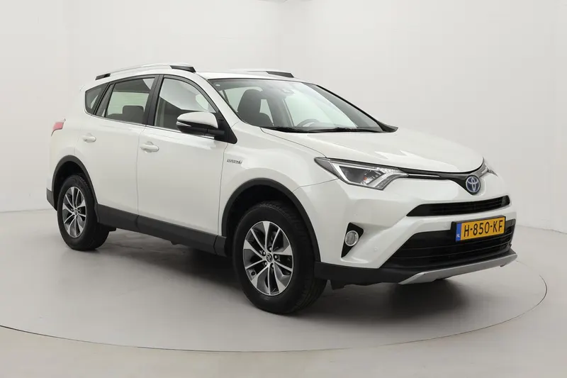 Toyota RAV4 (2016)