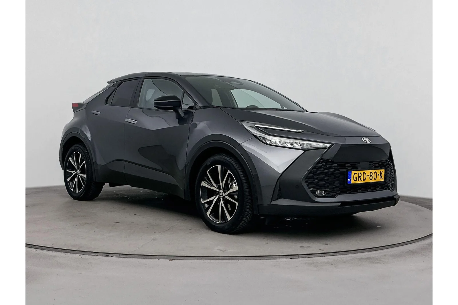 Toyota C-HR (2024) — foto 1