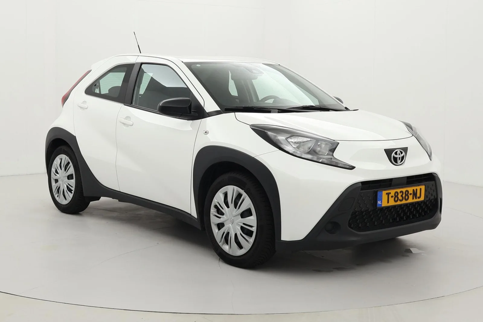 Toyota Aygo X (2023) — foto 1