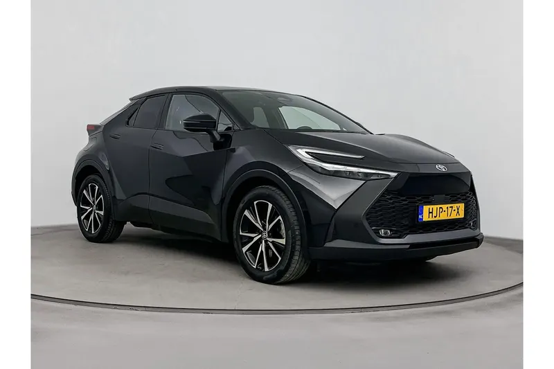 Toyota C-HR (2025)