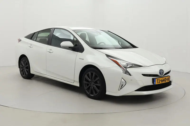 Toyota Prius (2018)