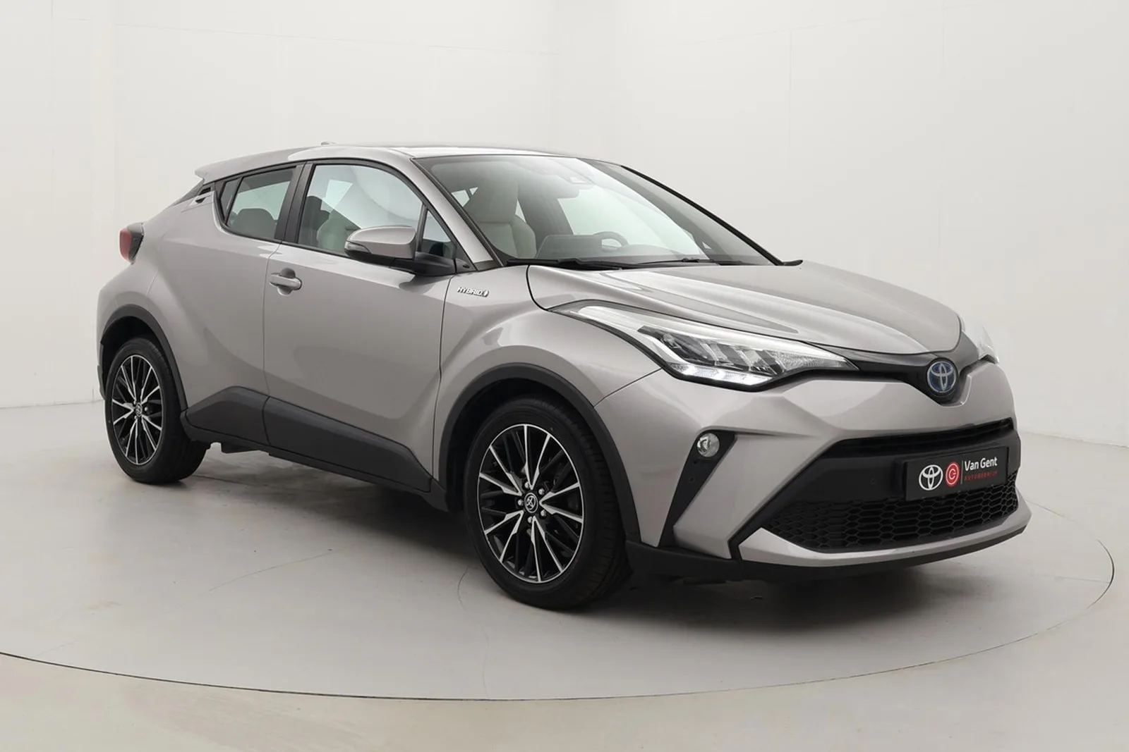 Toyota C-HR (2022) — foto 1