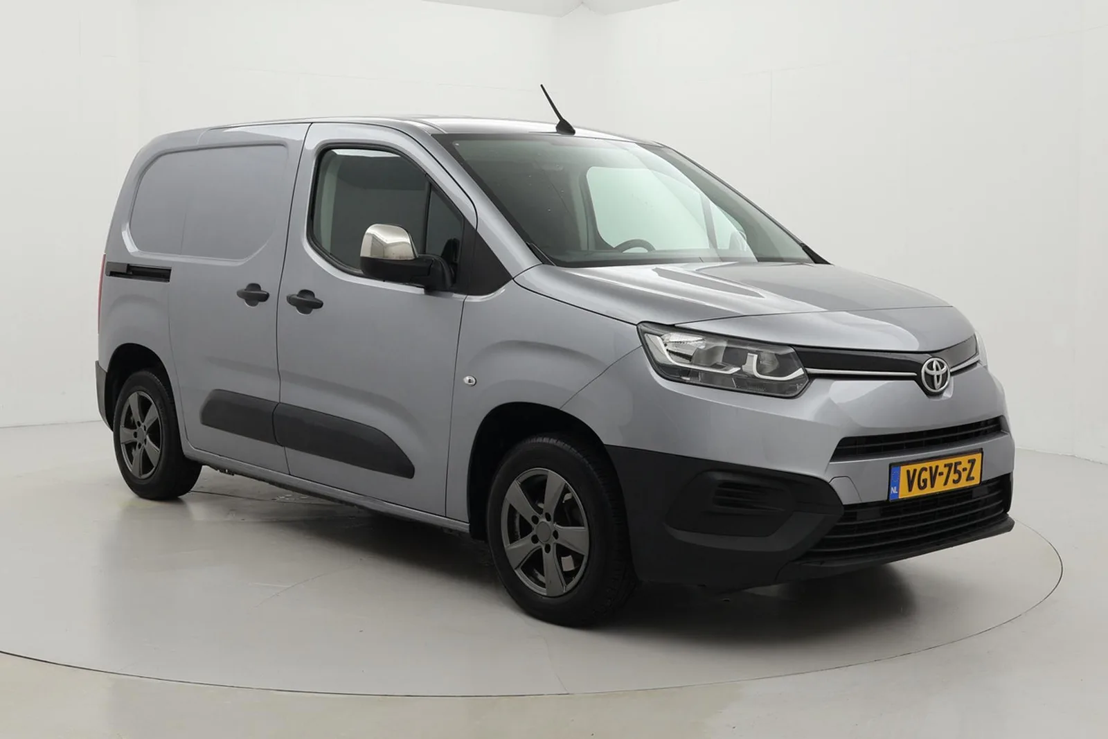 Toyota Proace (2020) — foto 1