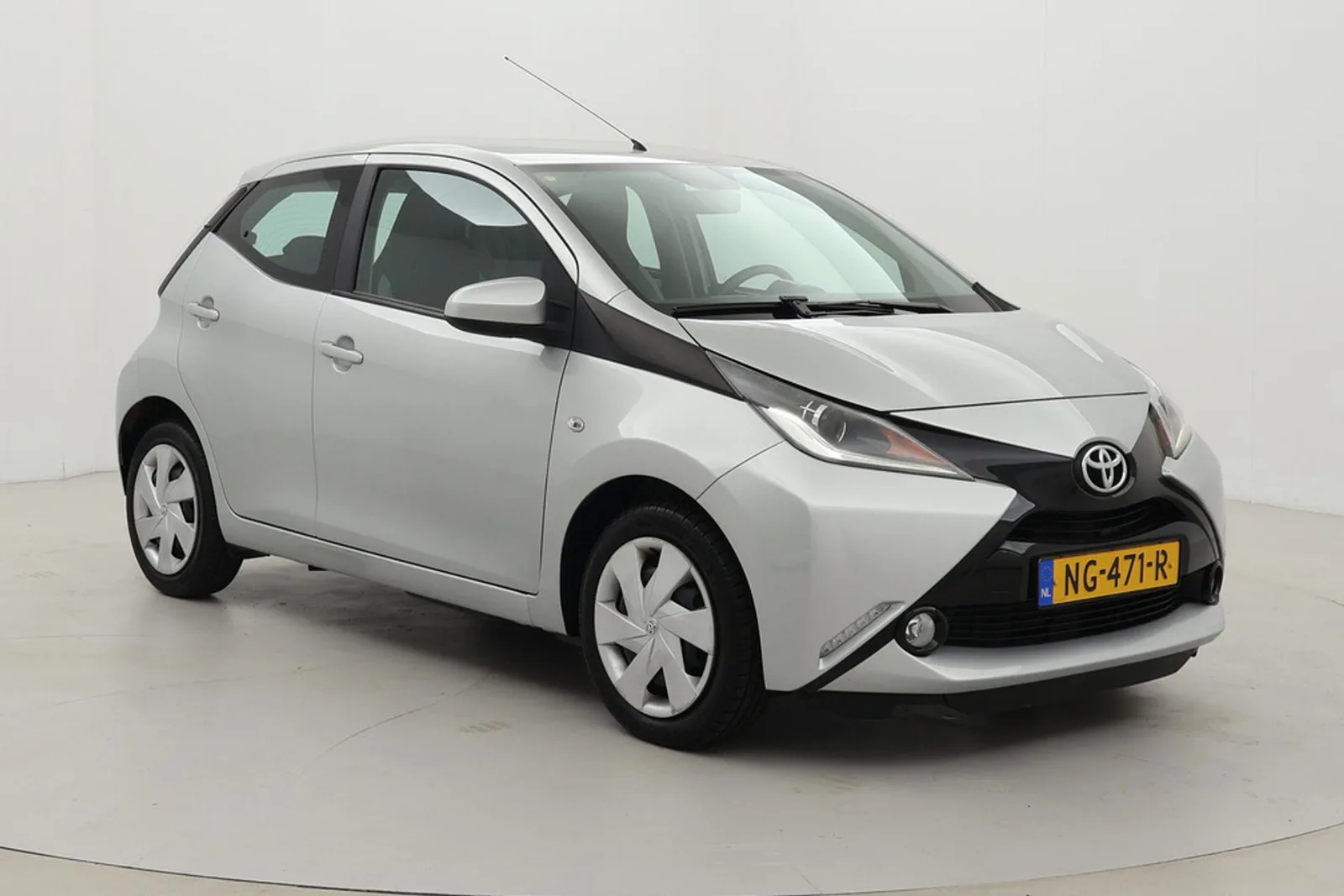 Toyota Aygo (2017) — foto 1