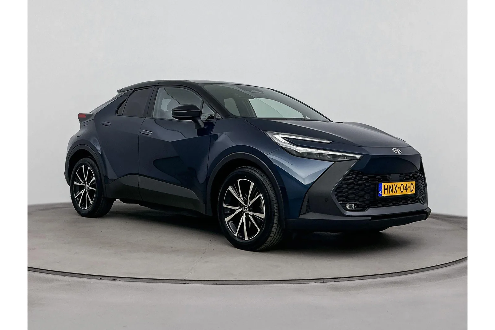 Toyota C-HR (2025) — foto 1
