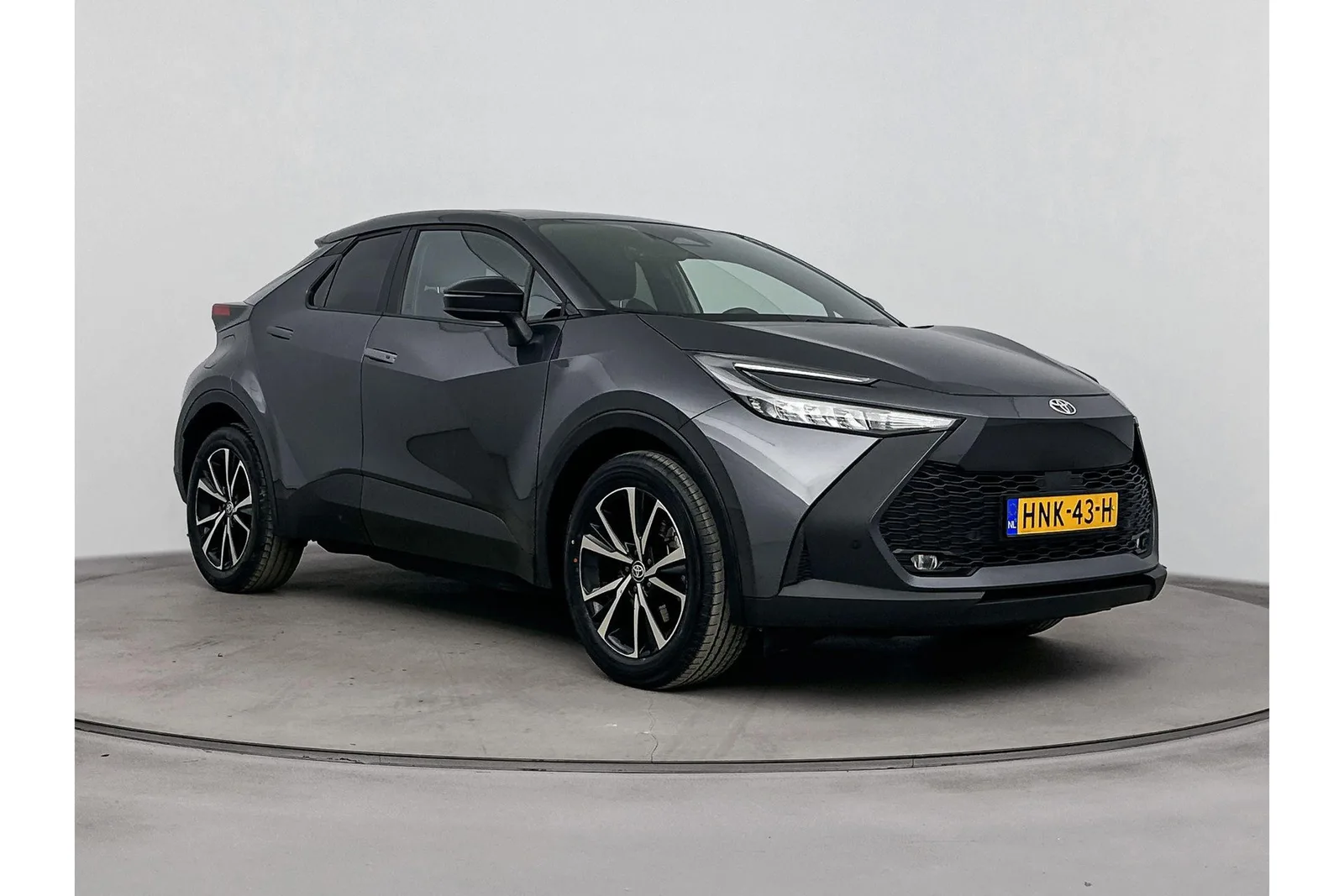Toyota C-HR (2025) — foto 1