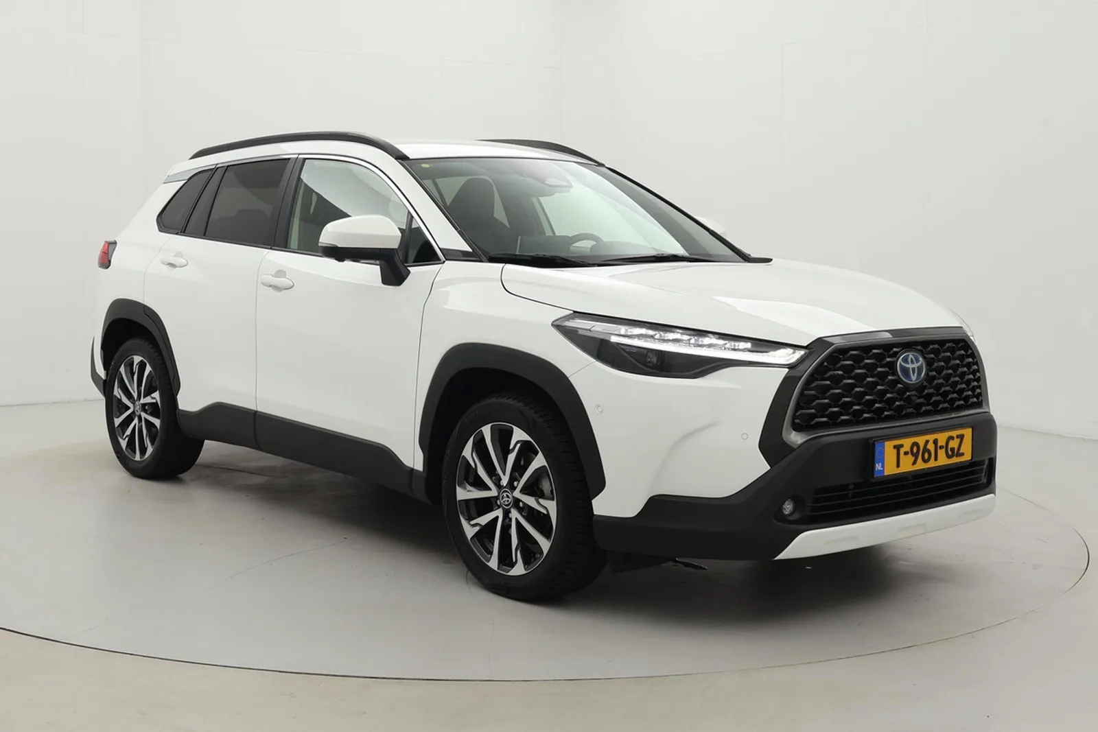 Toyota Corolla Cross (2023) — foto 1