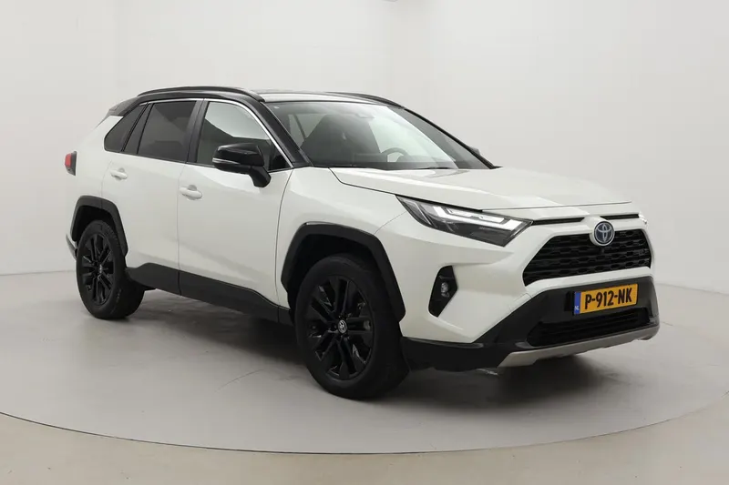 Toyota RAV4 (2022)