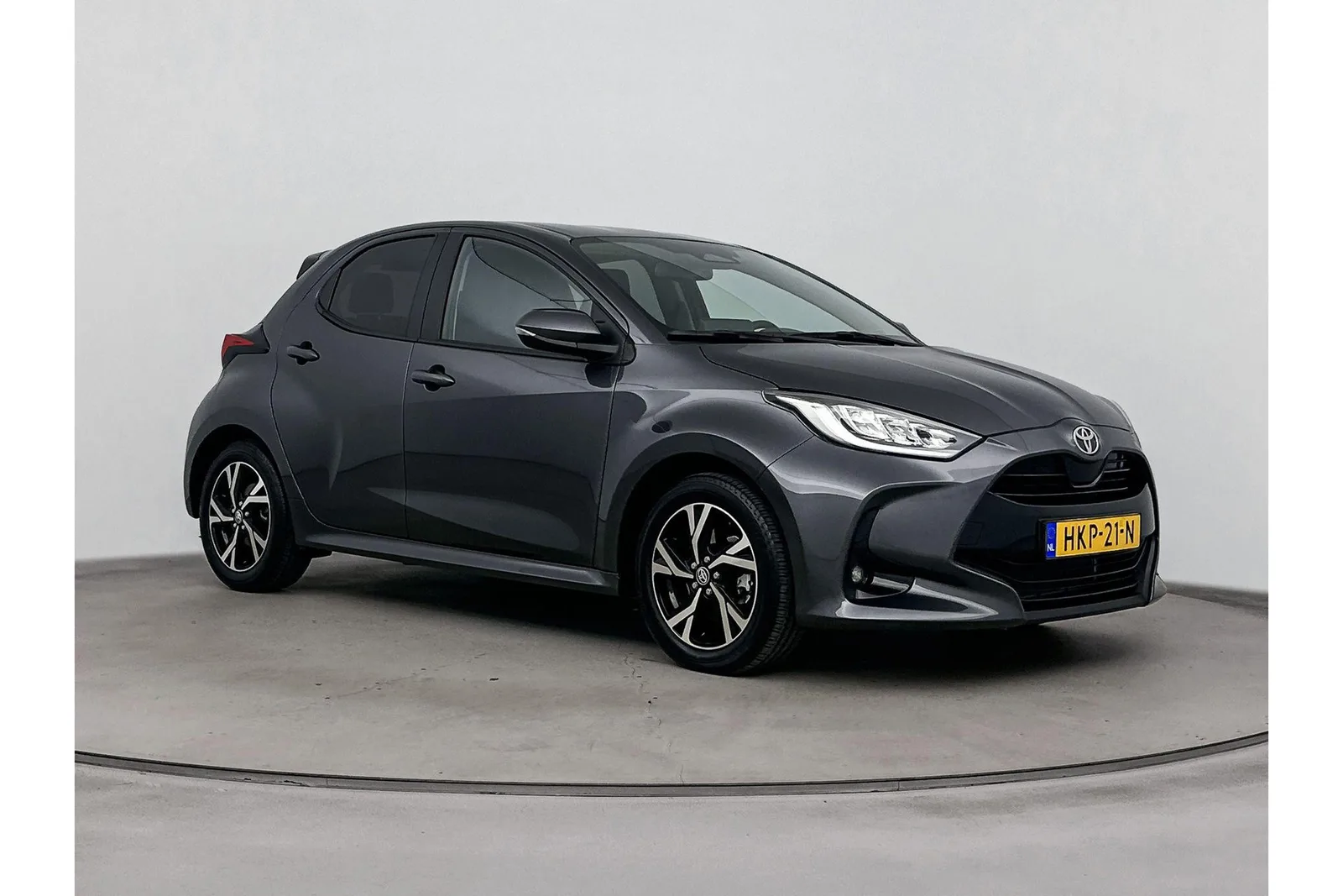 Toyota Yaris (2025) — foto 1