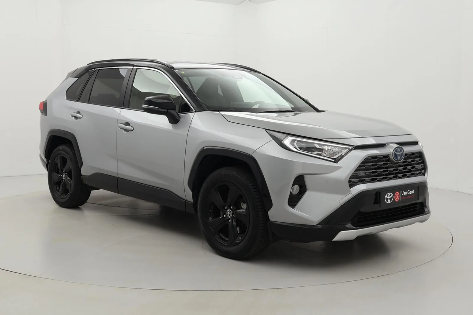Toyota RAV4 (2019) — foto 1