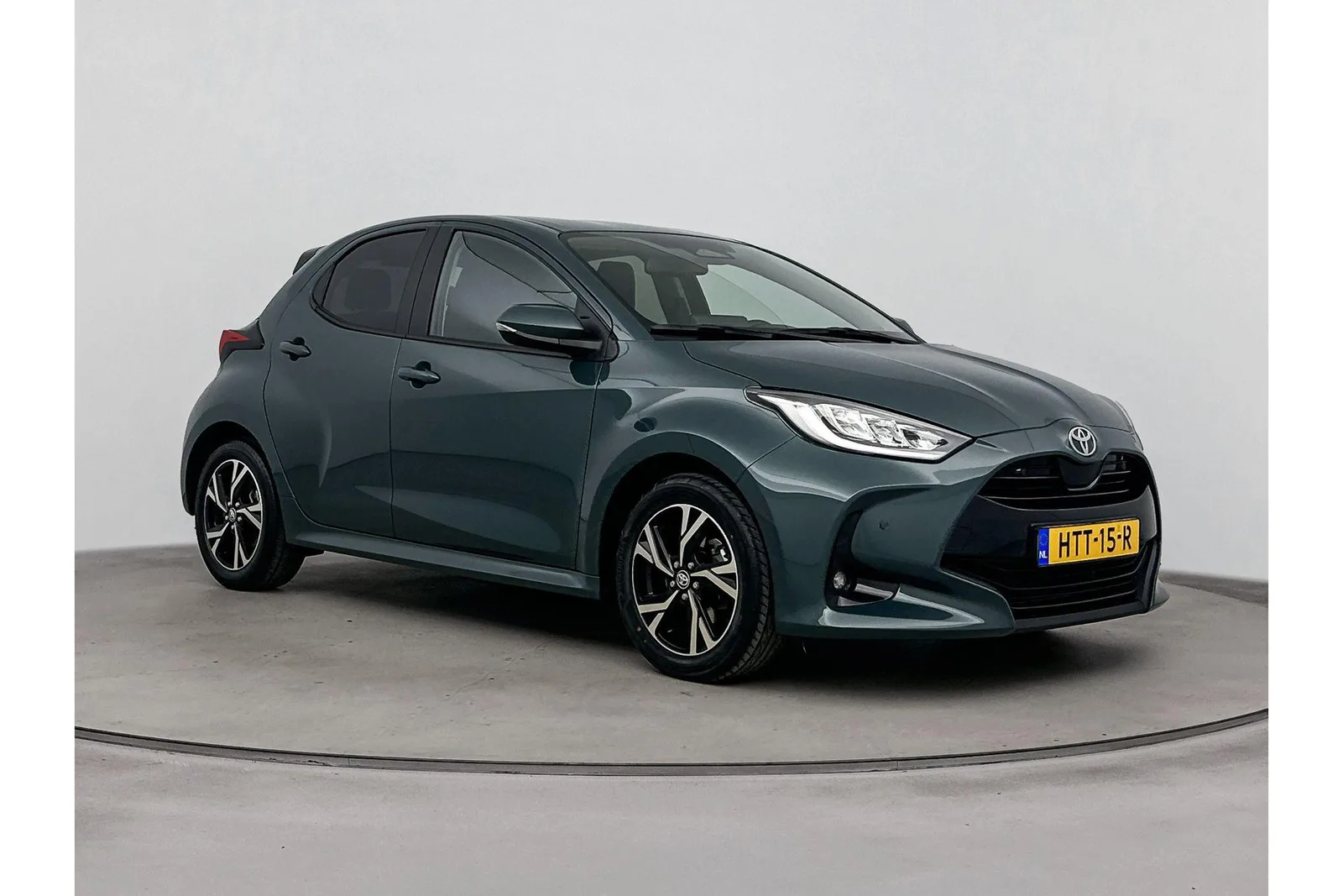 Toyota Yaris (2025) — foto 1